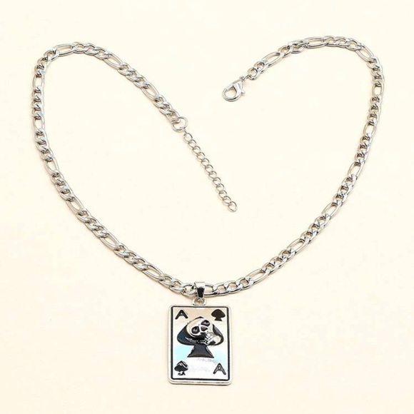 💀 Ace Of Spades Skull Playing Card Necklace ♠️ - Picture 3 of 4
